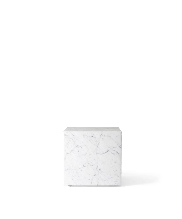 Stuebord Plinth Cubic Carrara Marble
